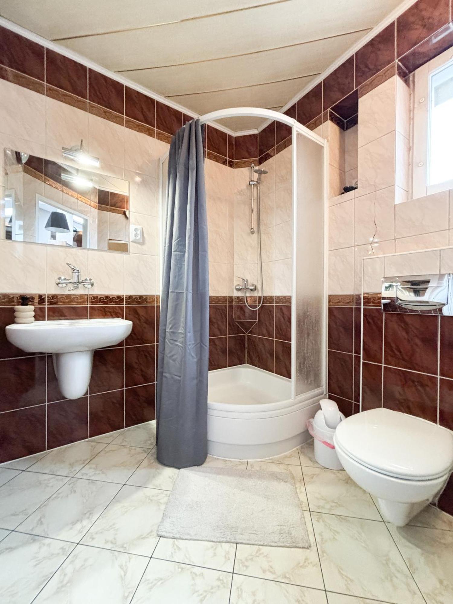 Apartament Z Widokiem Na Rynek 노비 삭츠 외부 사진